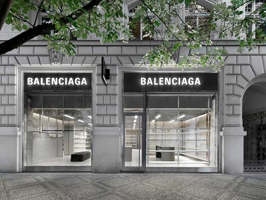 Balenciaga Praha