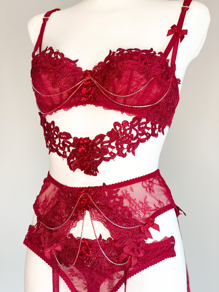 michaela couture spodní prádlo