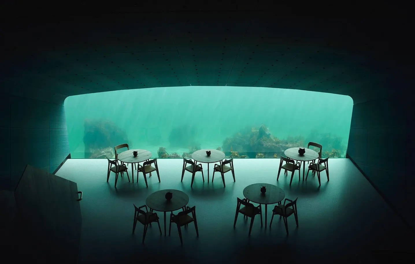 restaurace pod vodou