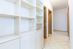 ulozne prostory v chodbe