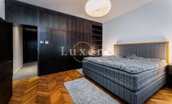 loznice s uloznym prostorem