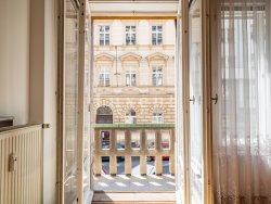 vstup na balkon