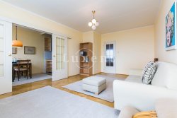 prostorny obyvaci pokoj