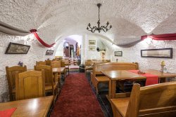 podzemní restaurace