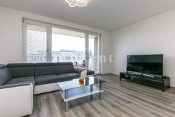 sedaci souprava s televizi