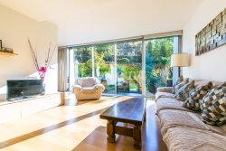 obyvaci pokoj se zahradkou