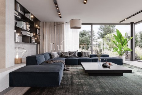 prosklený obývací pokoj