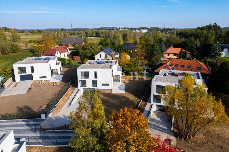 Prodej rodinného domu 7+kk/2T/G, 350 m2 na pozemku 1069 m2, Velké Popovice