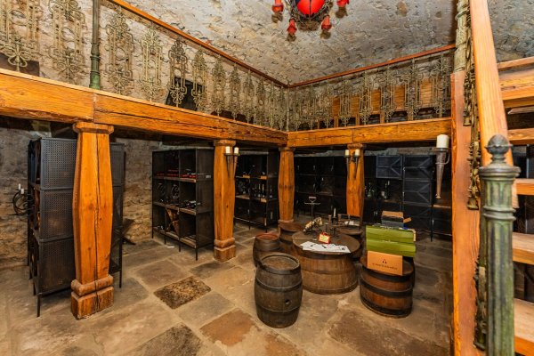 spolecenska mistnost ve sklepeni