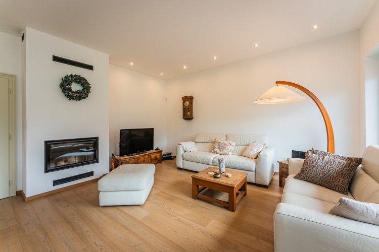 Prodej rodinného domu 5+kk/T/G, 229 m², pozemek 1721 m², Trnová u Jíloviště, Praha-západ