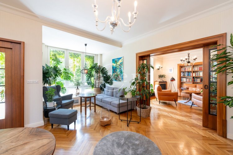 Sale of a luxurious villa 7+2/B/T/2G, 601 m², plot 4.574 m² - Předměřice nad Labem, Hradec Králové Region