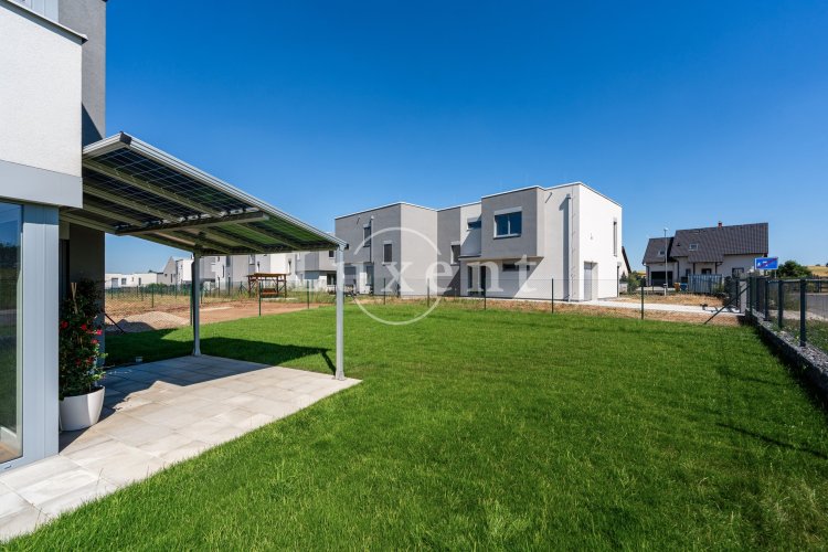 Sale family house, 4+kt, 174 sqm, with terrace, on plot of 492 sqm, Chýně, Prague-west