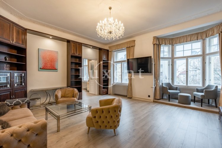 Rent of an apartment 5+1/B, 211 sqm, Prague 1 - Old Town