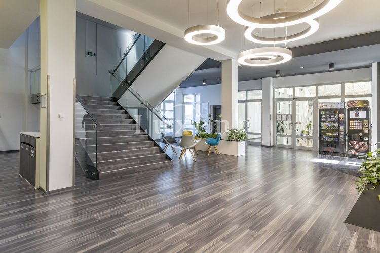 Pronájem kanceláře, 231 m², Průmyslová 7, Praha 10