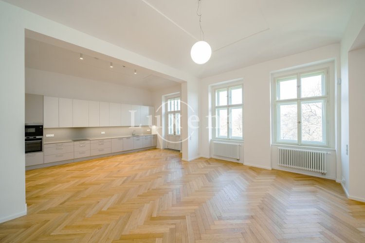 Pronájem elegantního bytu 3+kk/B/P, 174 m2, Praha 5 - Malá Strana