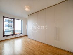 vestavěné skříně