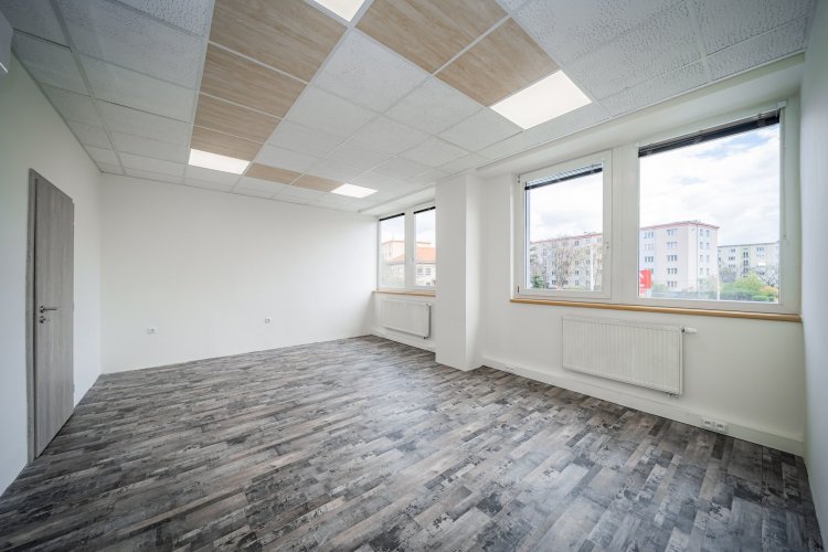 Office space for rent, 346 m², Prague 10 - Strašnice