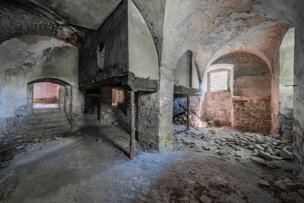 černá kuchyně klenby