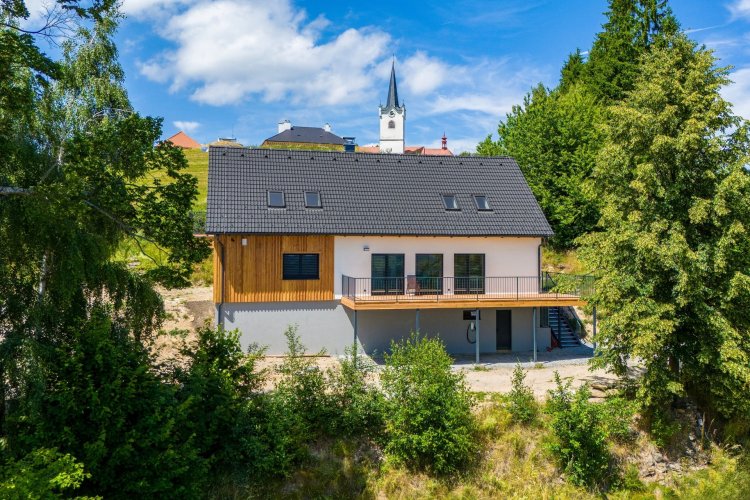 Newly built family house 5+kk/T/P, 320 m² on a plot of 3012 m², Malšín/Ostrov, Český Krumlov district