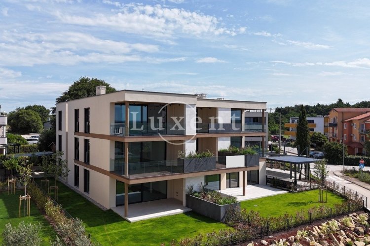 Modern 2+kt apartment with sea view for sale in Novigrad, Istria, Croatia