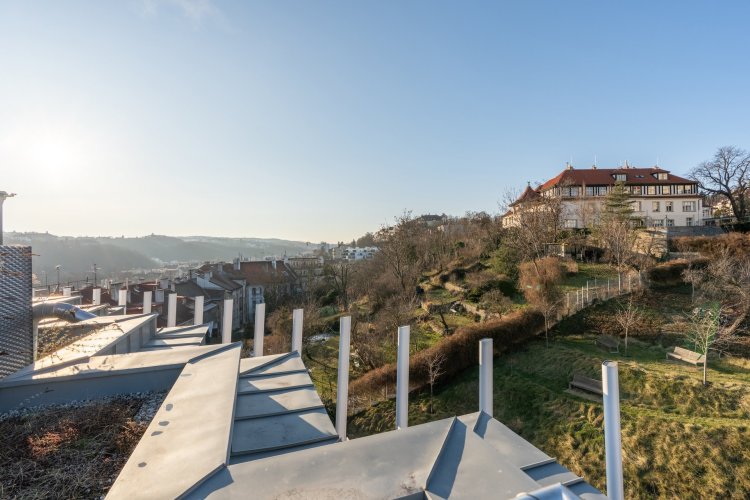 Pronájem penthouse 4+kk/T/Z/GS, 212 m², Praha 5 – Smíchov