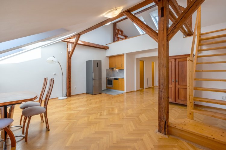 Rent of a duplex 2+kt, 63 sqm, Prague 7 - Holešovice