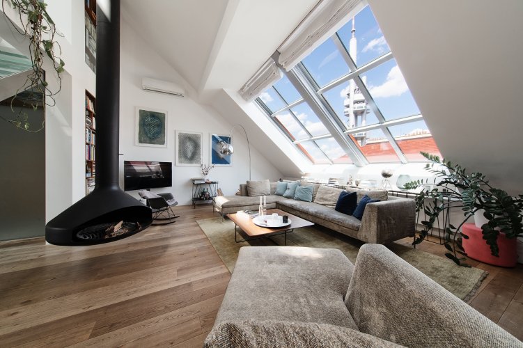 Rent of a duplex 4+kt/3T, 467 sqm, Prague 3 - Vinohrady