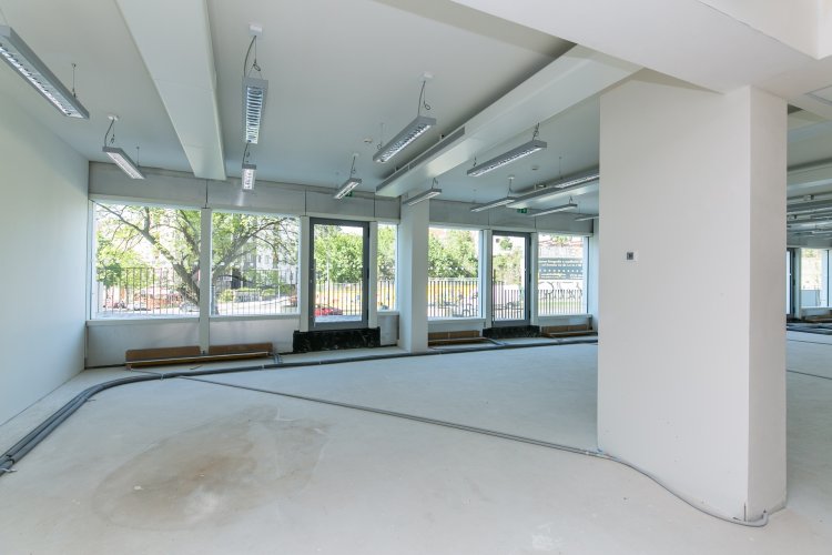 Rent of a business unit, 45 sqm, Praha 4 - Pankrác